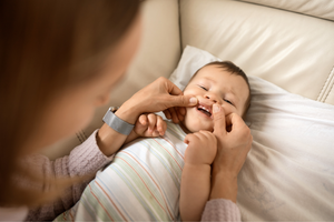 Caries et dentition pendant l’allaitement : Tout ce qu’il faut savoir