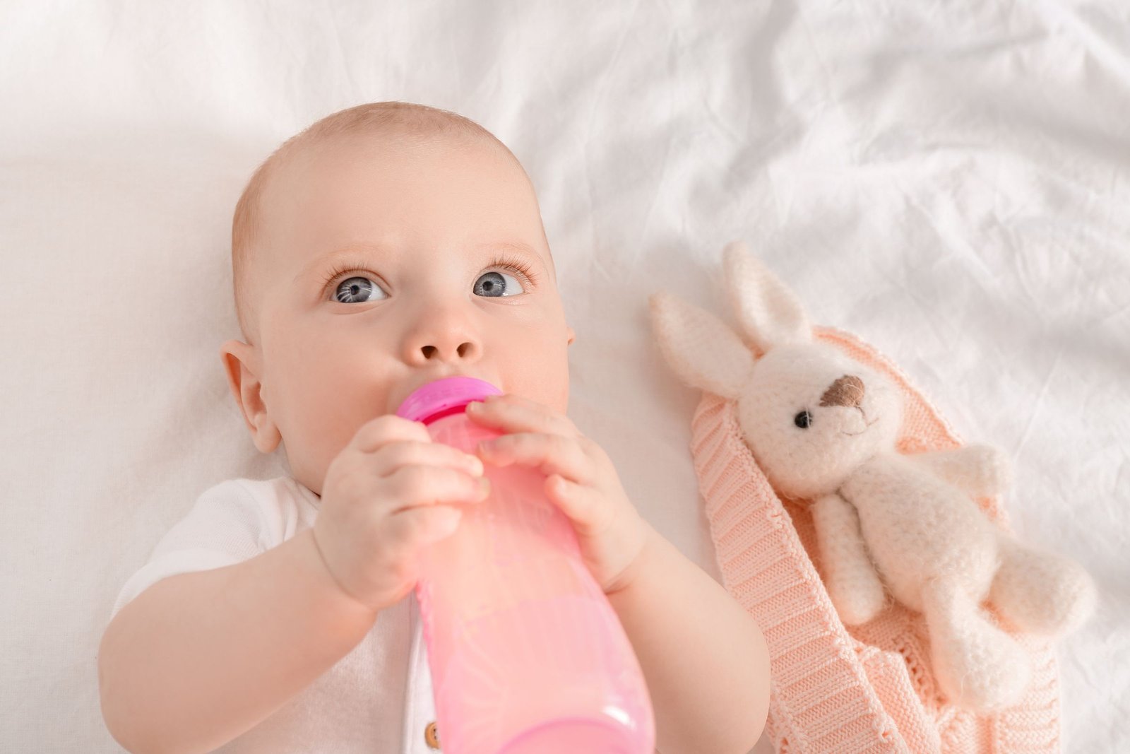 Refus du sein : Que faire quand bébé ne veut plus téter ?